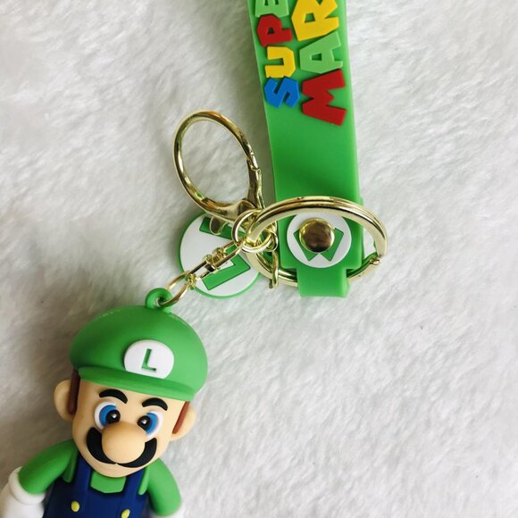 💥New💥Super Mario Brother’s Luigi Keychain💥 - Picture 6 of 6